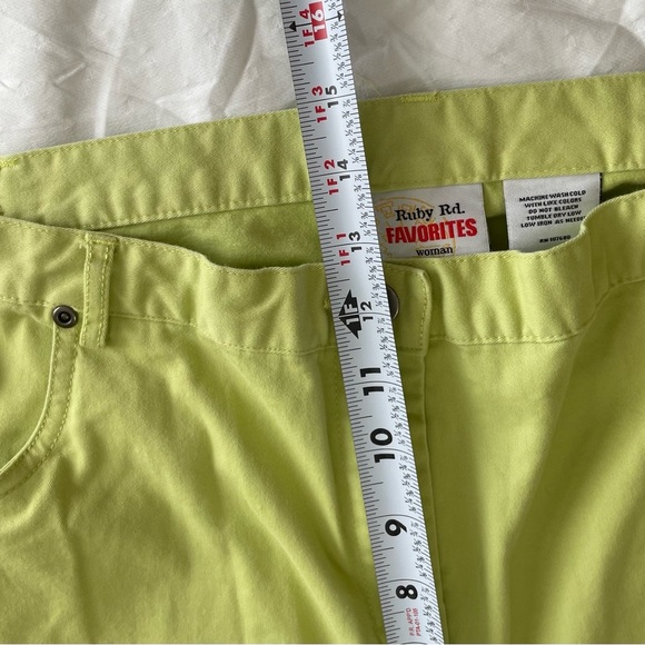 Ruby Rd Favorites Women’s capris size 20W green - Picture 7 of 10